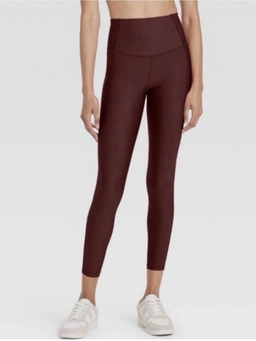 All in Motion Effortless Support Med
Maroon High Rise 7/8 Leggings
Pocketed